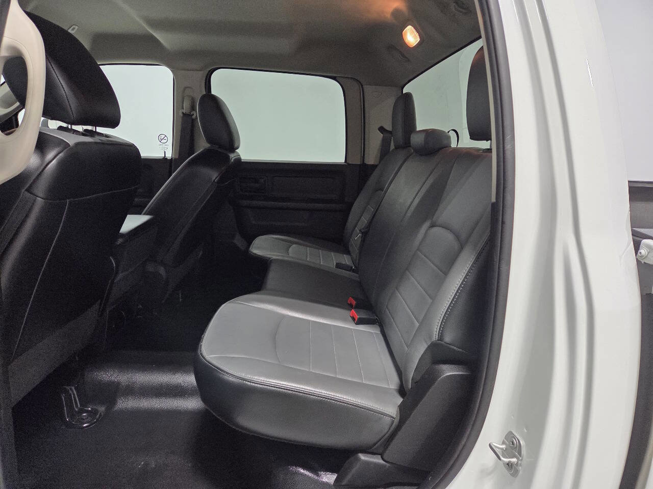 Used 2022 RAM 1500 Tradesman w/ Chrome Appearance Group image 14