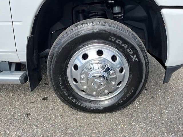 Used 2021 RAM 3500 Big Horn w/ Level 2 Equipment Group AWD/4WD image 9