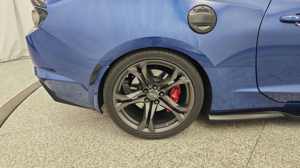 Used 2022 Chevrolet Camaro SS image 21