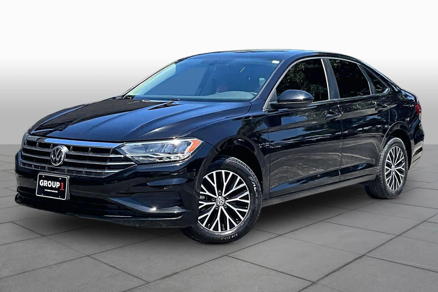 Used 2021 Volkswagen Jetta SE FWD image 1