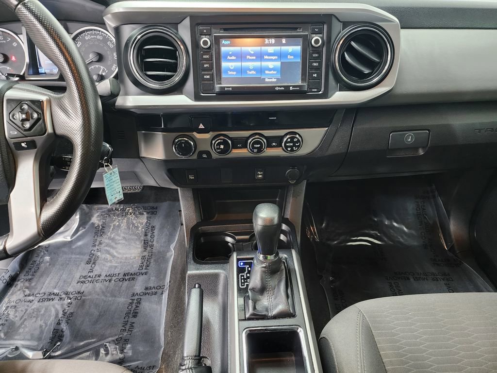 Used 2017 Toyota Tacoma SR5 w/ Tow Package AWD/4WD image 16