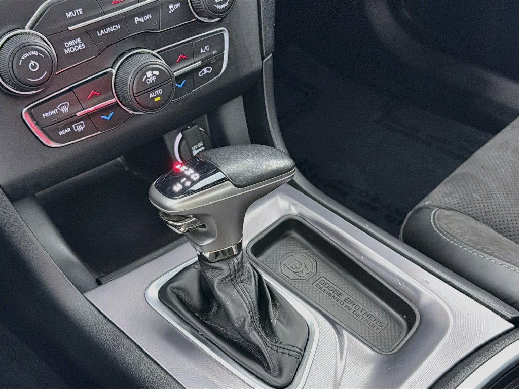Used 2020 Dodge Charger Scat Pack RWD image 17