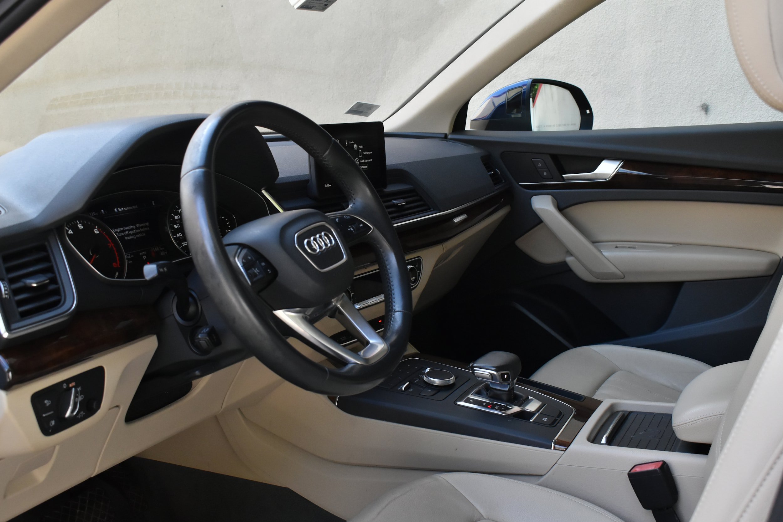 Used 2020 Audi Q5 2.0T Premium w/ Convenience Package AWD/4WD image 15