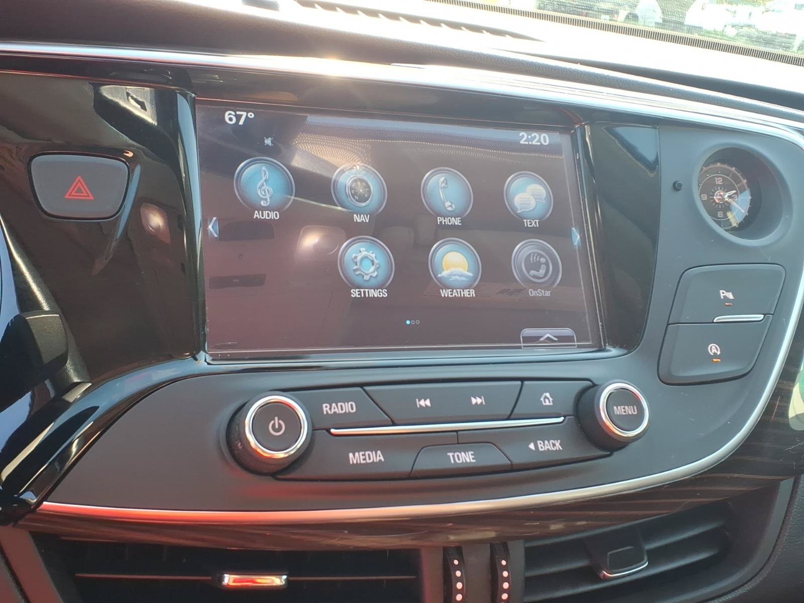 Used 2020 Buick Envision Essence AWD/4WD image 11