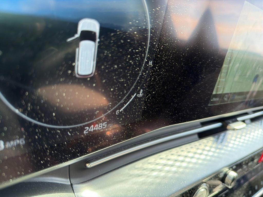 Used 2024 Kia Carnival SX Prestige image 5