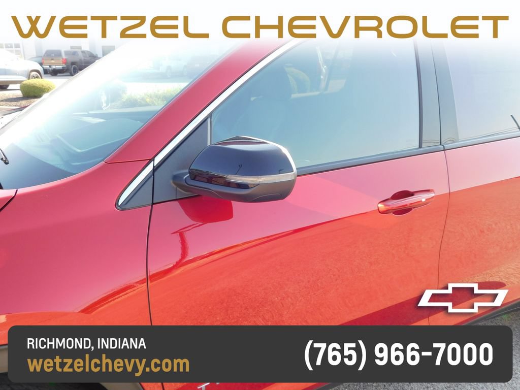 New 2027 Chevrolet Traverse LT FWD image 11