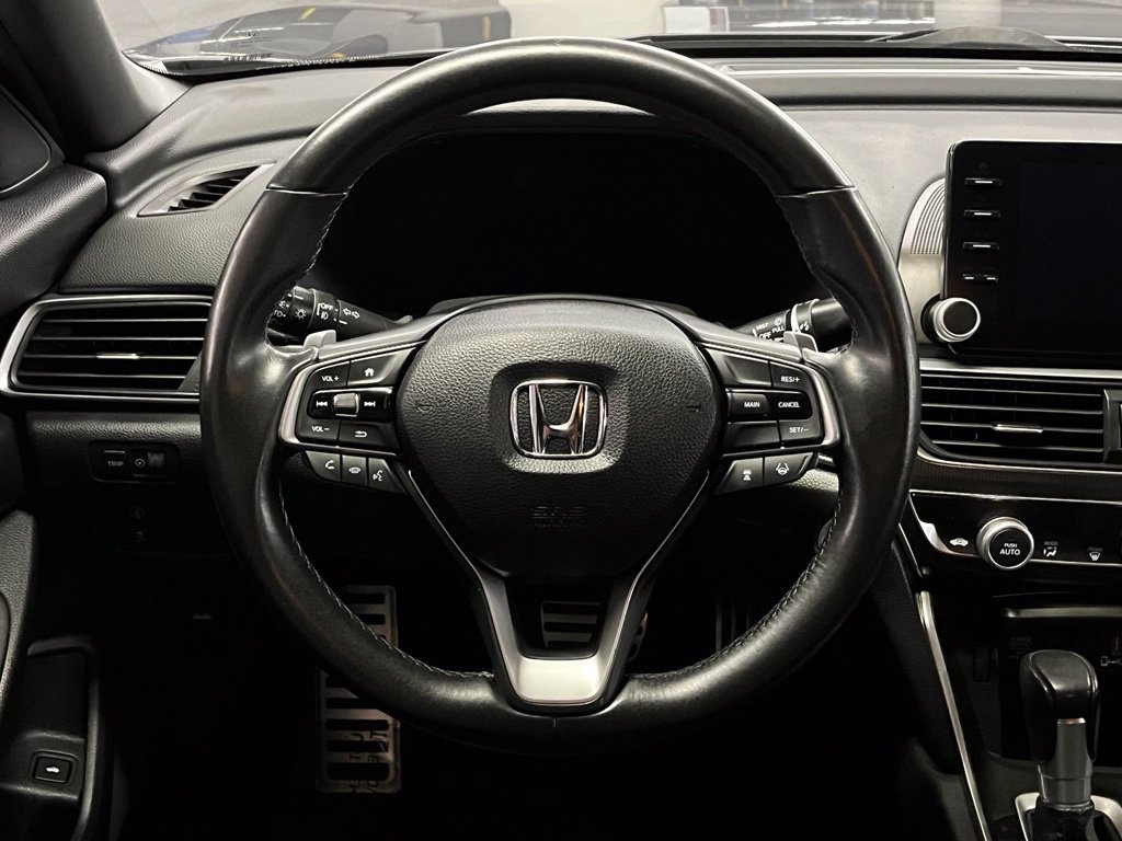 Used 2018 Honda Accord Sport image 8