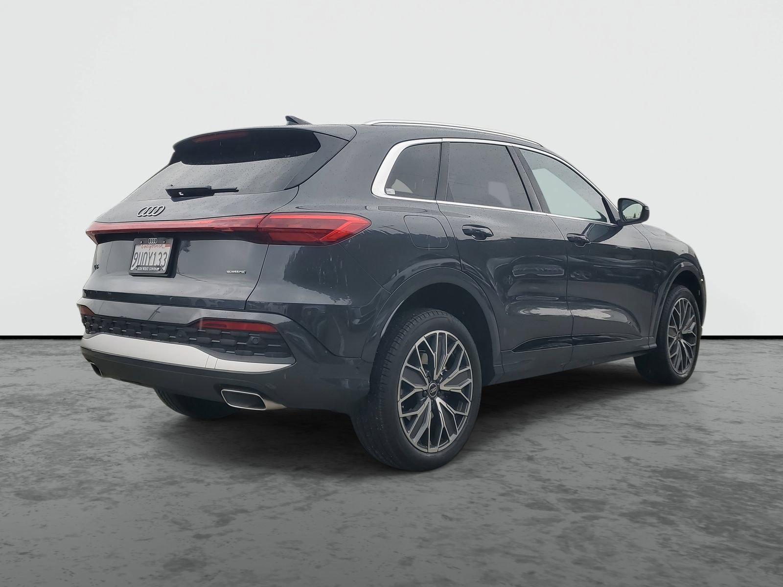 Used 2025 Audi Q5 Premium Plus w/ Premium Plus image 4