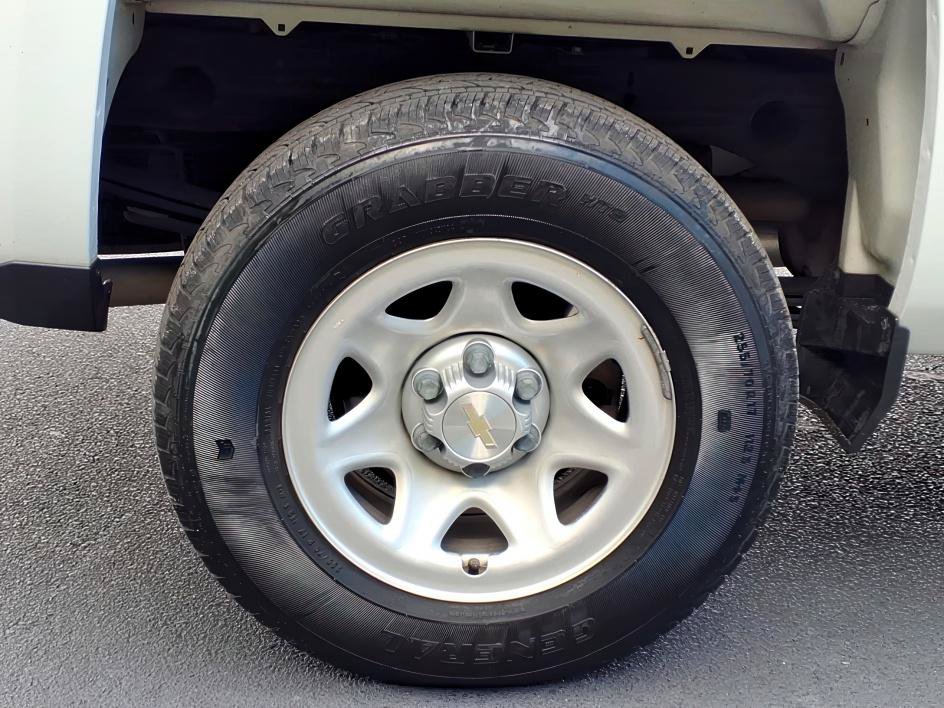 Used 2019 Chevrolet Silverado 1500 W/T RWD image 8