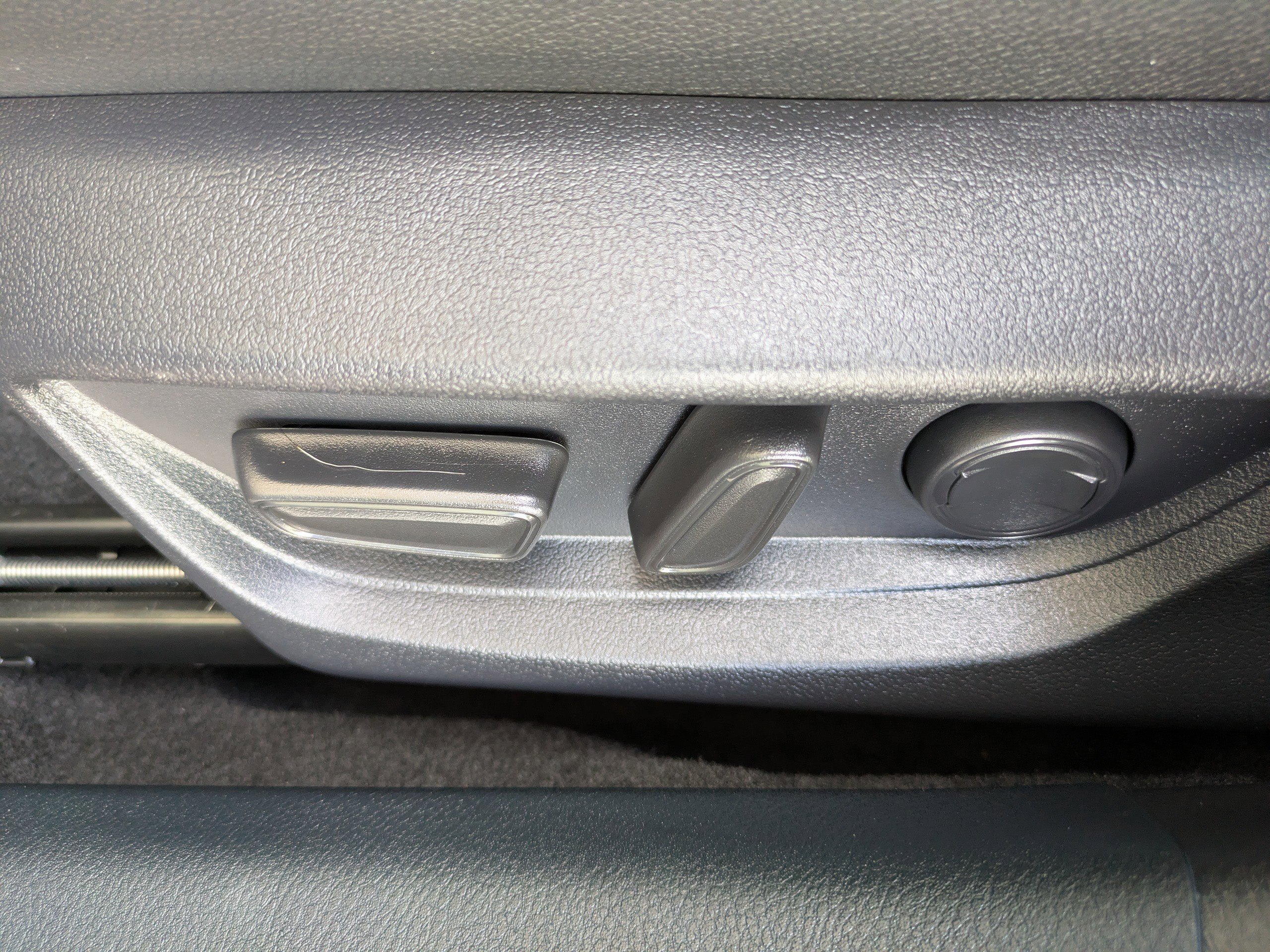 Used 2025 Toyota Camry SE FWD image 20