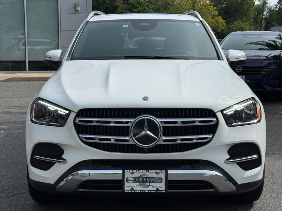 Used 2024 Mercedes-Benz GLE 450e 4MATIC image 2