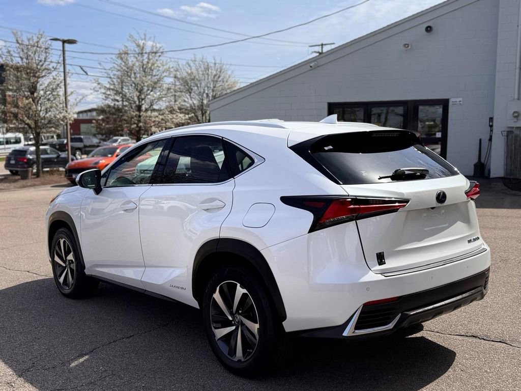 Used 2018 Lexus NX 300h AWD w/ Premium Package image 4