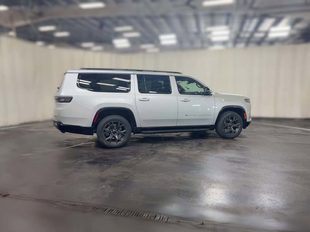 New 2026 Jeep Grand Wagoneer L Limited image 13