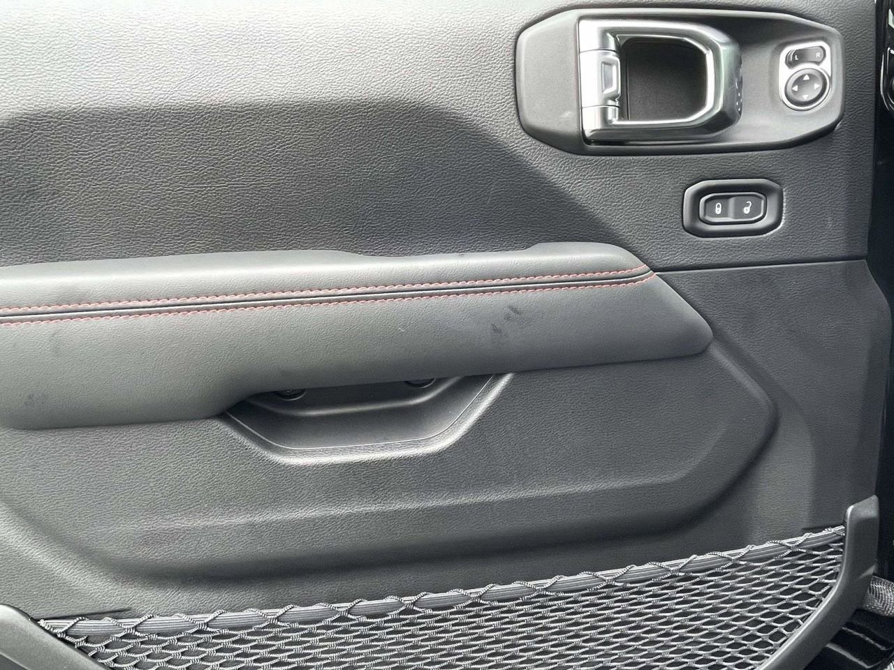 New 2025 Jeep Gladiator Rubicon image 26