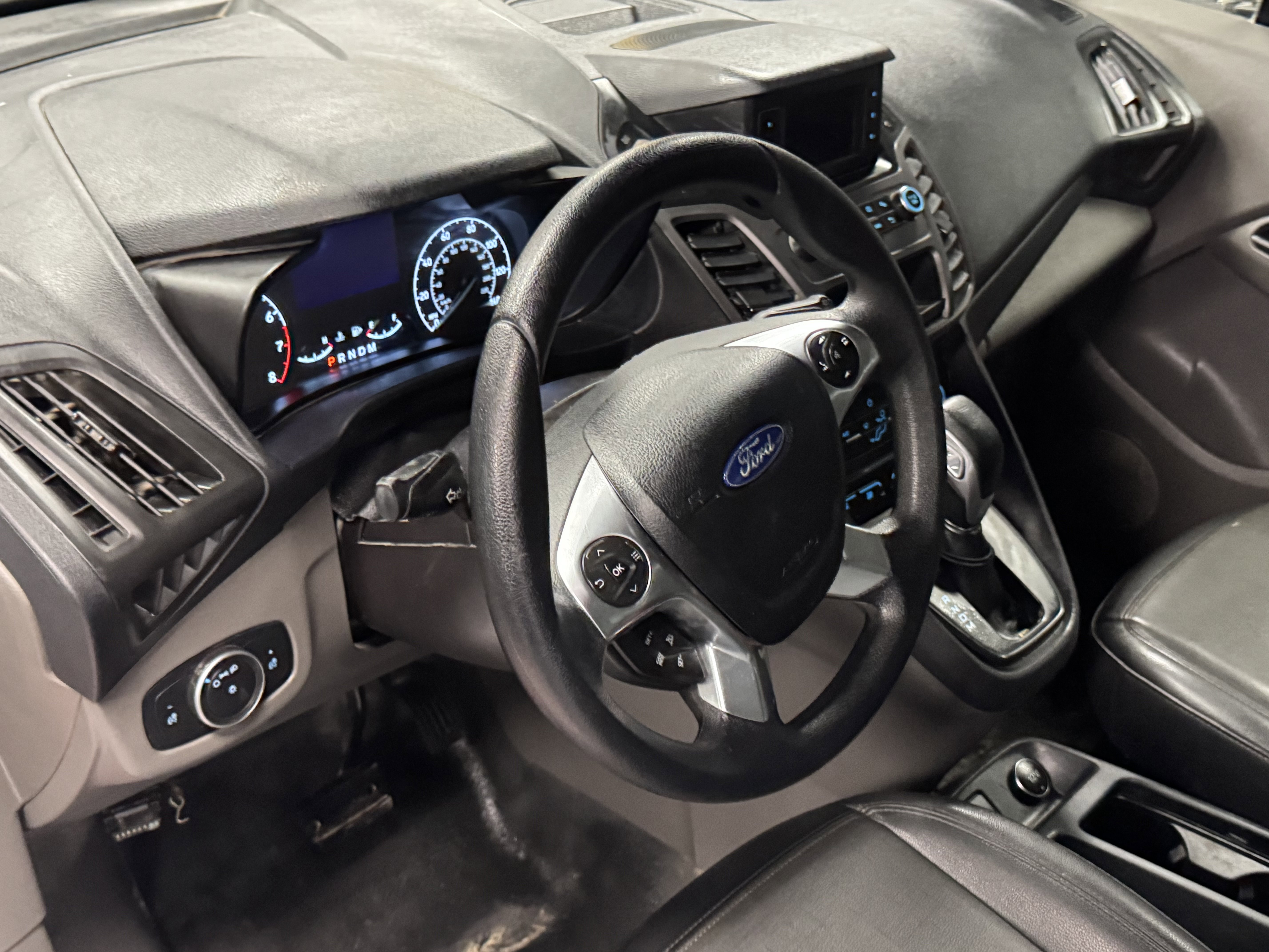Used 2019 Ford Transit Connect XL FWD image 9
