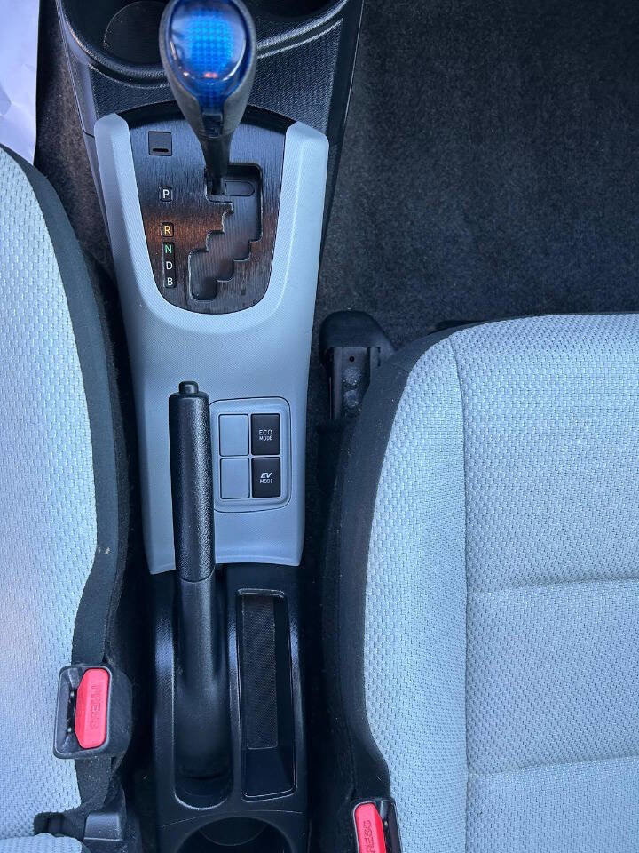 Used 2012 Toyota Prius C One image 24