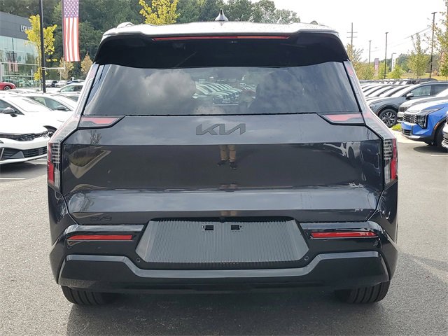 New 2026 Kia EV9 Land w/ Nightfall Edition Package image 5