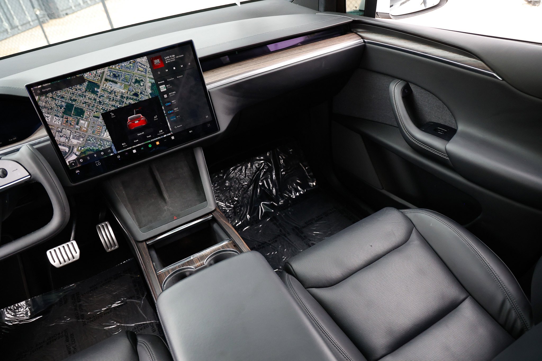 Used 2022 Tesla Model X AWD/4WD image 24