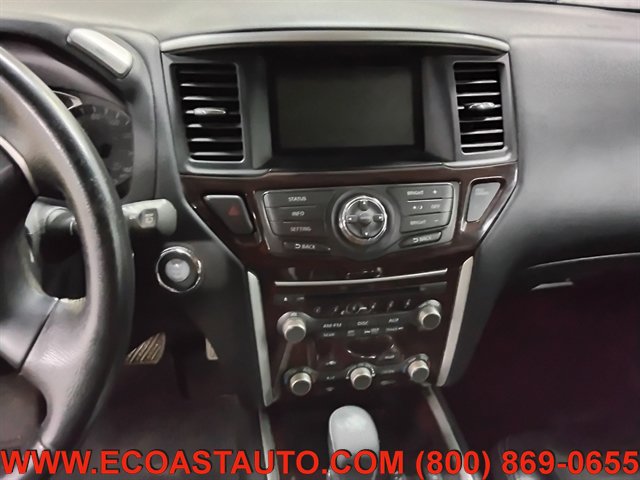 Used 2013 Nissan Pathfinder SL w/ Cargo Pkg AWD/4WD image 12