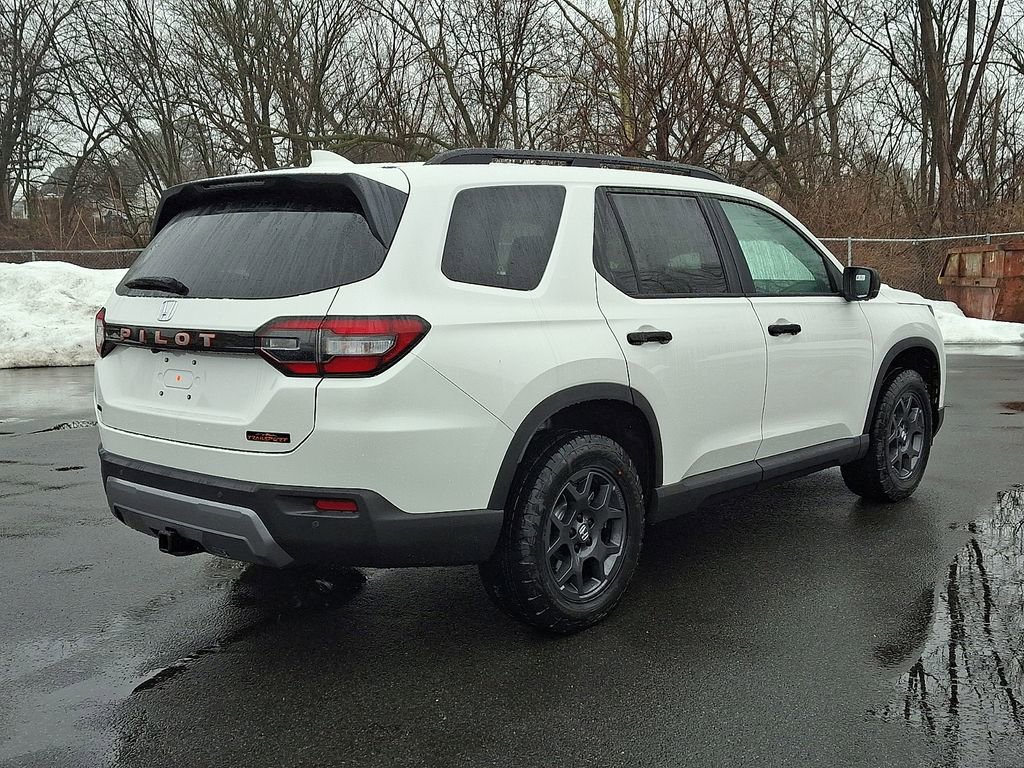 New 2026 Honda Pilot TrailSport image 5