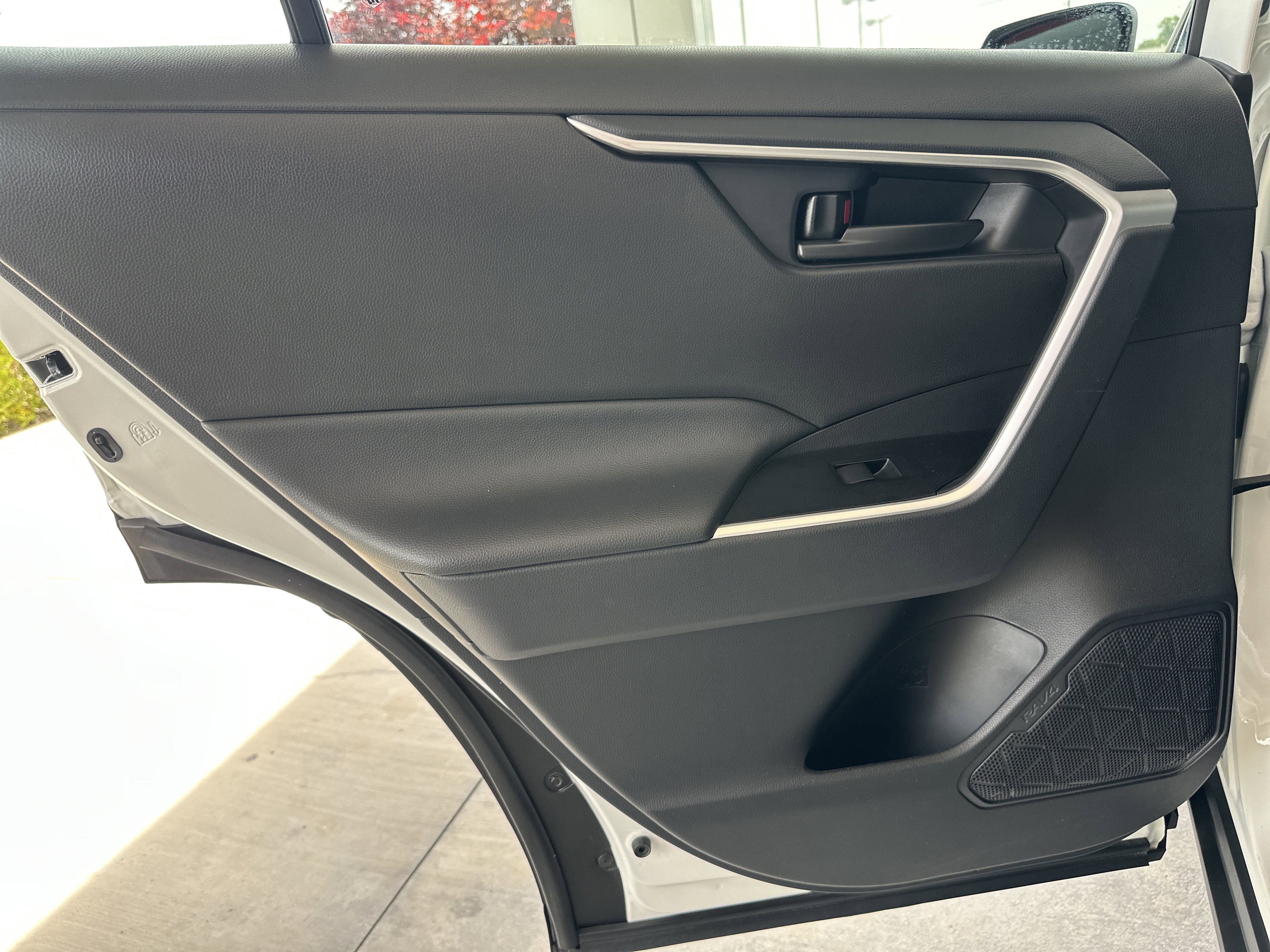 Certified 2025 Toyota RAV4 LE AWD/4WD image 19