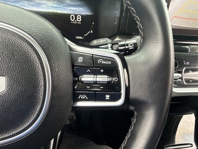 Used 2023 Kia Sorento SX image 32