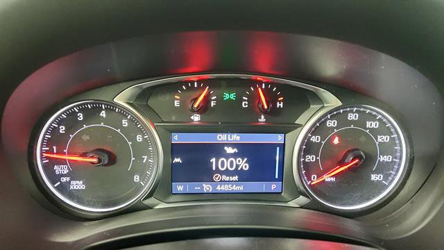 Used 2024 GMC Terrain SLT image 12