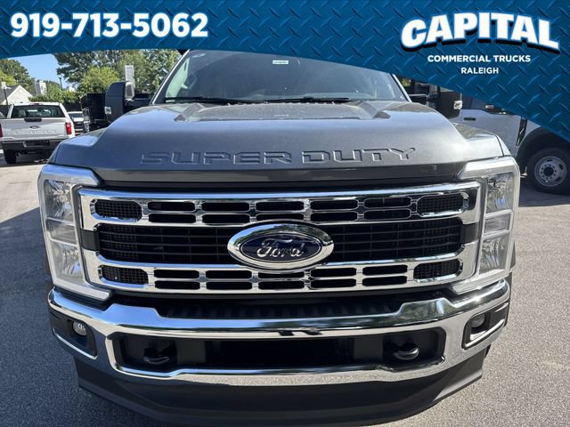 New 2026 Ford F550 4x4 Crew Cab image 12