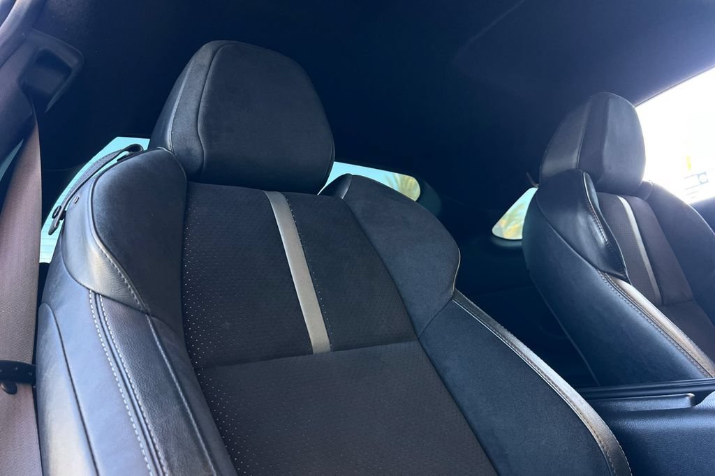 Certified 2023 Toyota GR86 Premium w/ ALL Weather Mat Package (TMS) RWD image 18