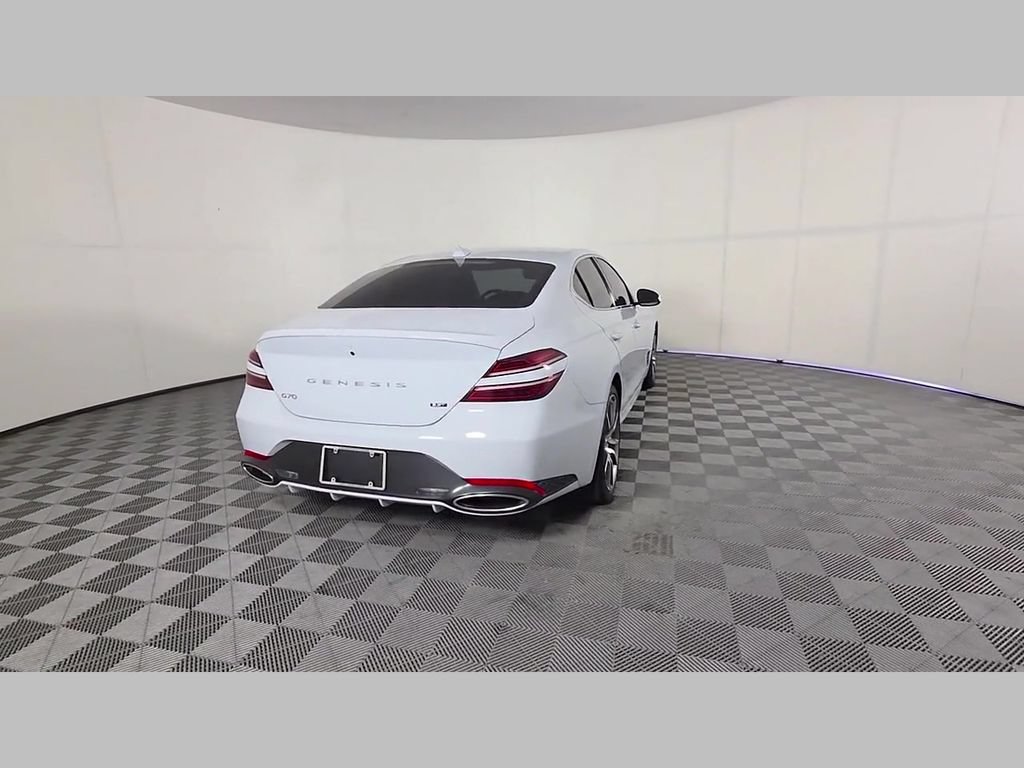 Used 2022 Genesis G70 3.3T RWD image 40