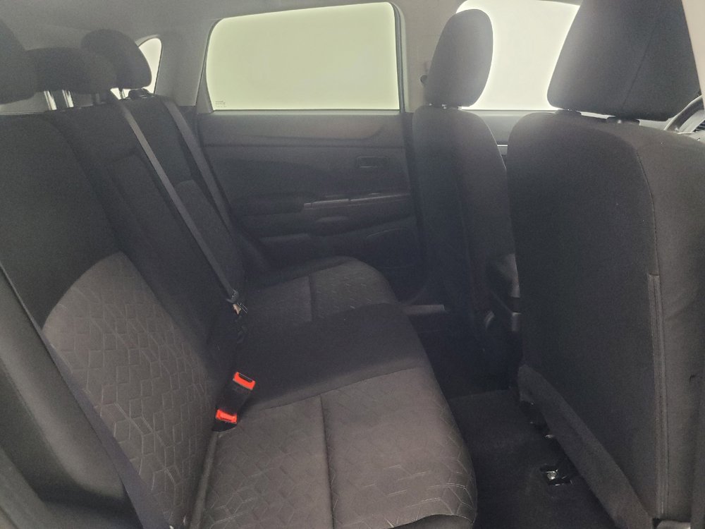 Used 2020 Mitsubishi Outlander Sport ES FWD image 19