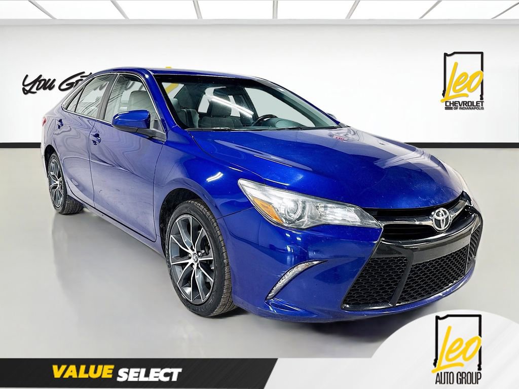 Used 2016 Toyota Camry XSE FWD image 3