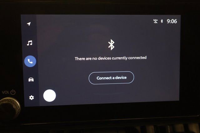 Used 2025 Toyota RAV4 XLE image 24