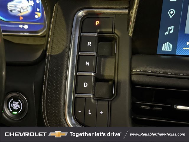 Used 2023 Chevrolet Tahoe Premier w/ Premium Package AWD/4WD image 23
