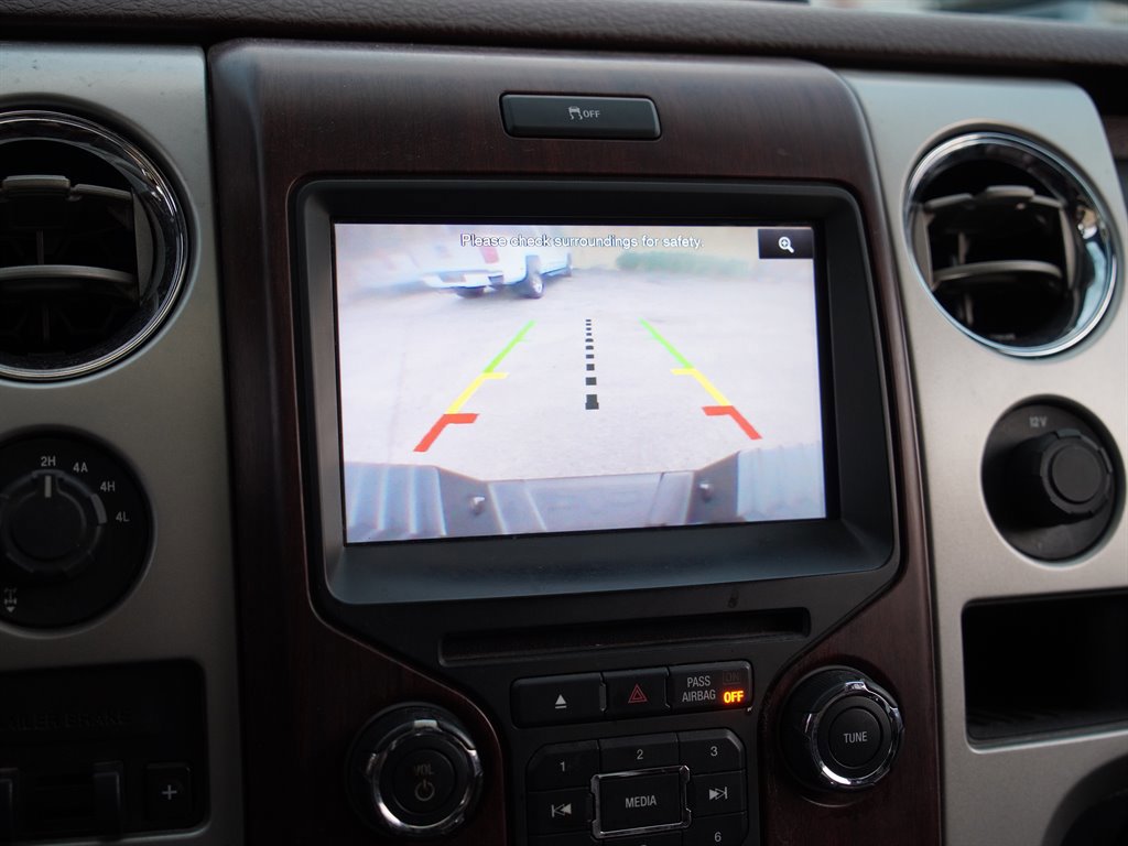 Used 2013 Ford F150 King Ranch w/ King Ranch Luxury Pkg image 30