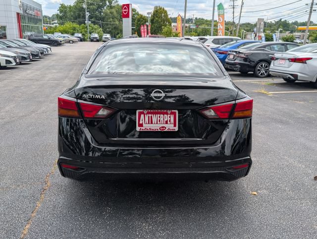 Used 2024 Nissan Altima 2.5 S FWD image 4