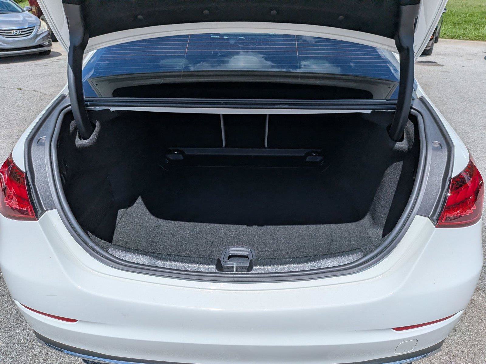 Used 2022 Mercedes-Benz C 300 Sedan image 33