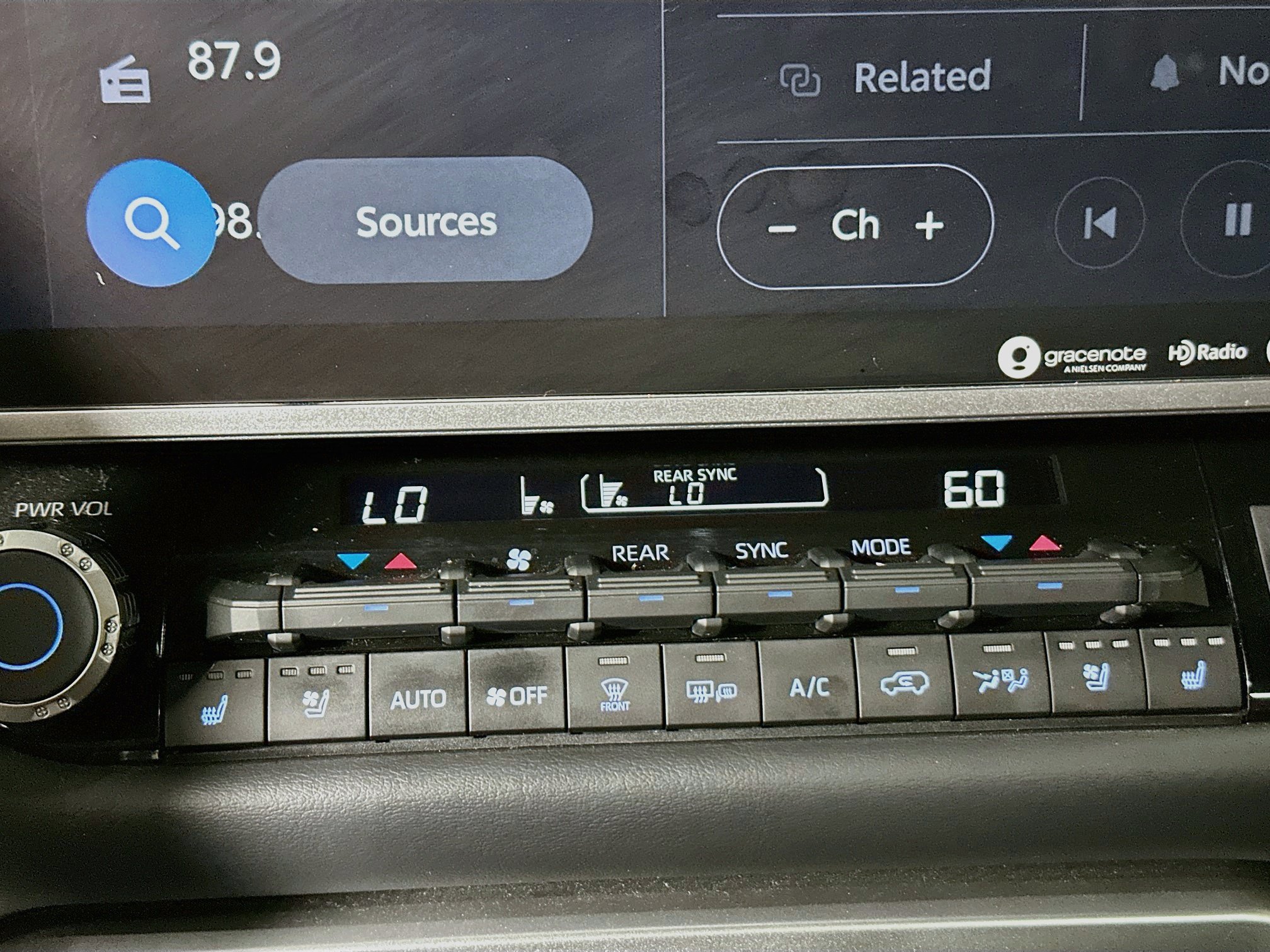 Used 2024 Toyota Sequoia Platinum RWD image 23