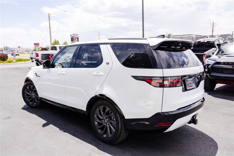 Used 2022 Land Rover Discovery S R-Dynamic AWD/4WD image 7