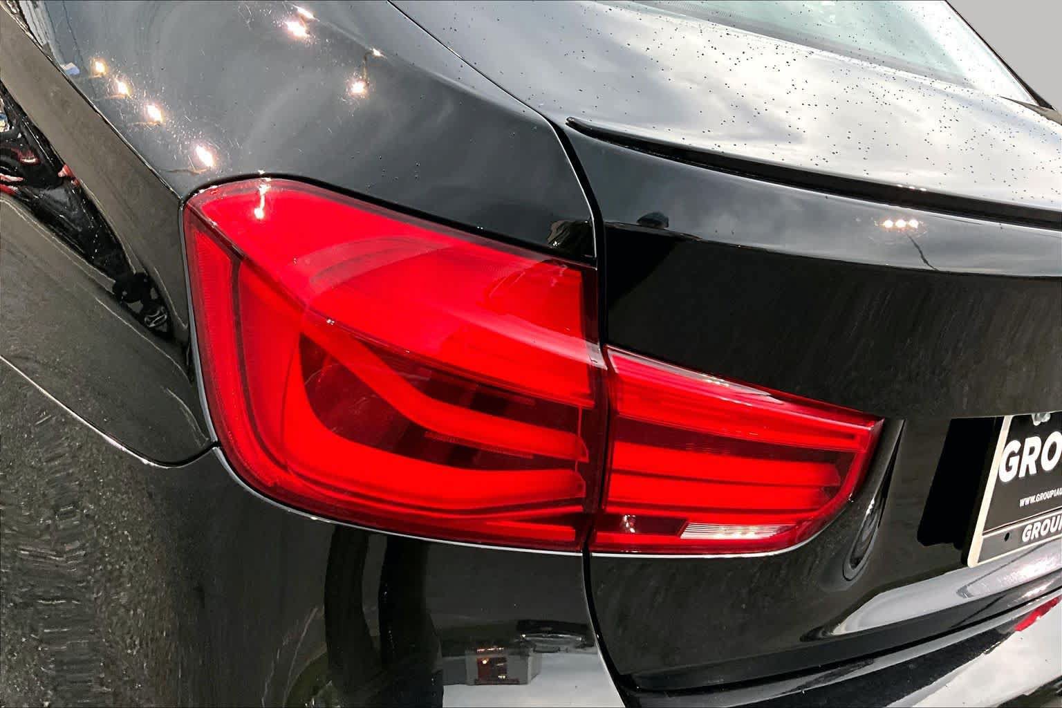 Used 2018 BMW M3 RWD image 29