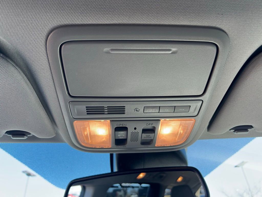 Used 2014 Honda Odyssey EX-L image 31