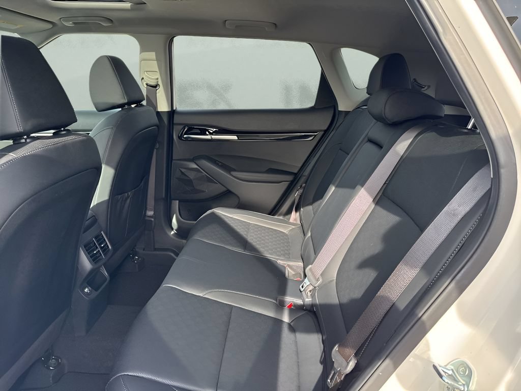 Used 2023 Kia Seltos EX AWD/4WD image 13