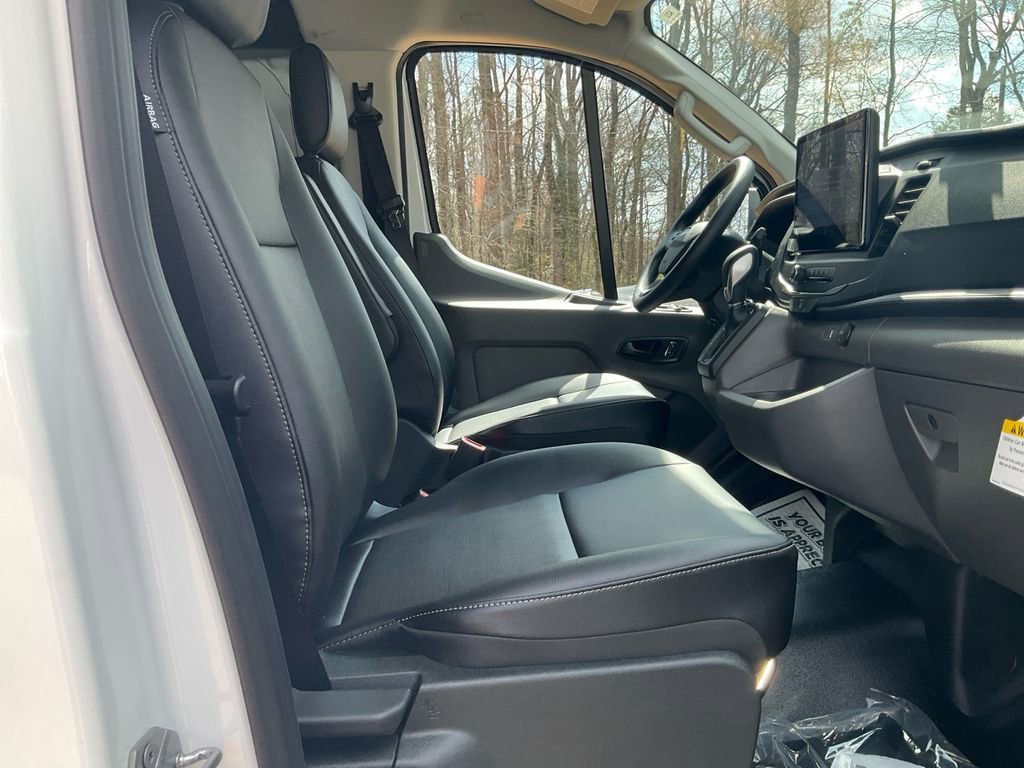 New 2026 Ford Transit 250 Low Roof RWD image 12