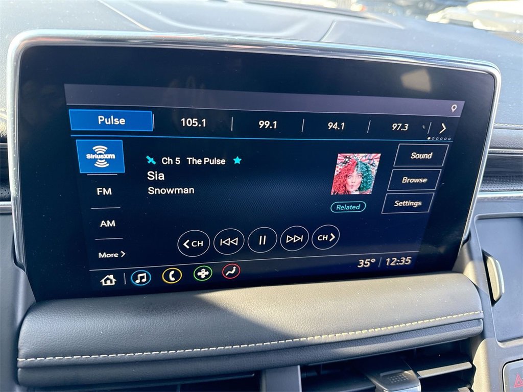 Used 2021 GMC Yukon XL SLT image 16