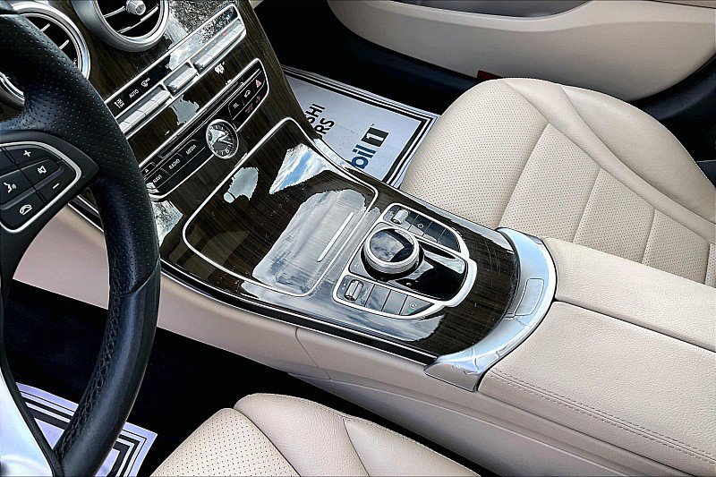 Used 2018 Mercedes-Benz C 300 Sedan w/ Premium Package image 14