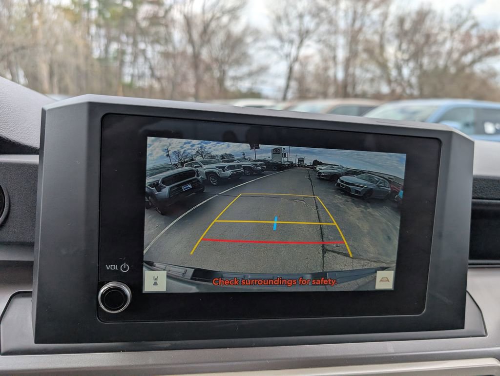 Certified 2024 Toyota Tacoma SR5 AWD/4WD image 22