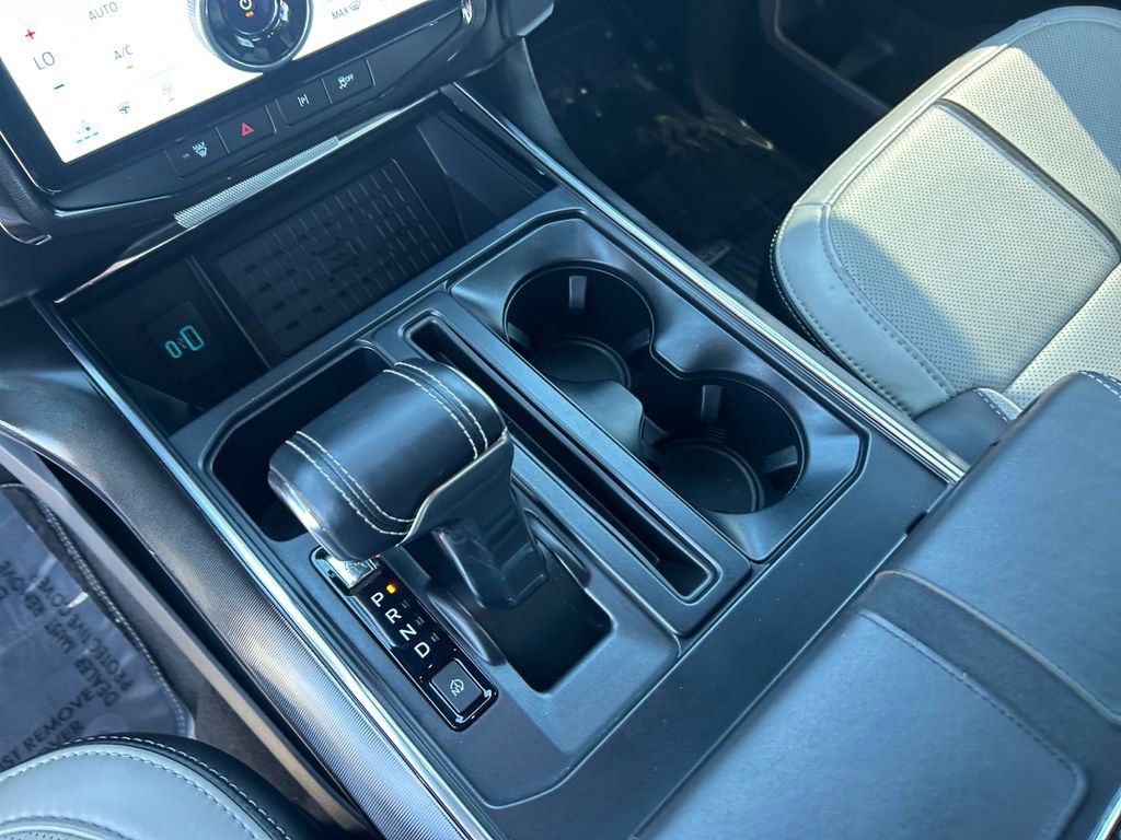 Used 2024 Ford F150 Lightning Platinum AWD/4WD image 18
