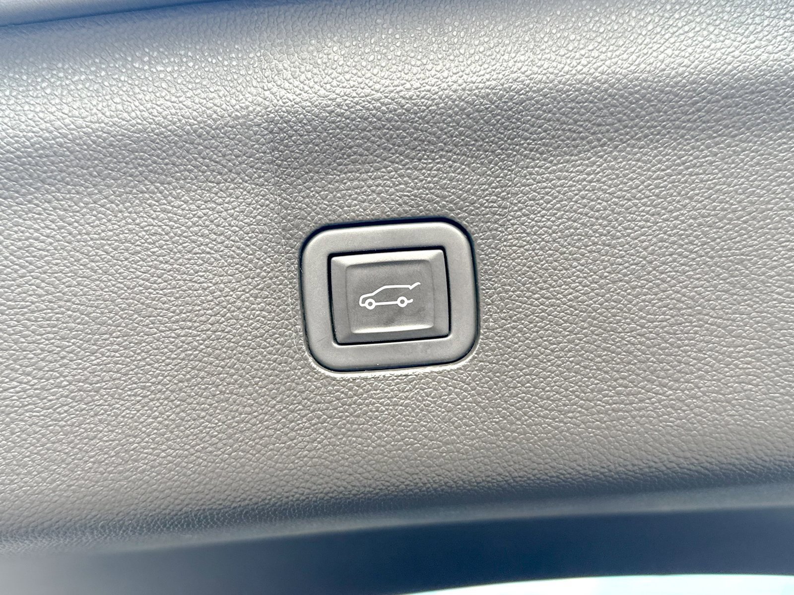 Certified 2024 Buick Enclave Premium image 15