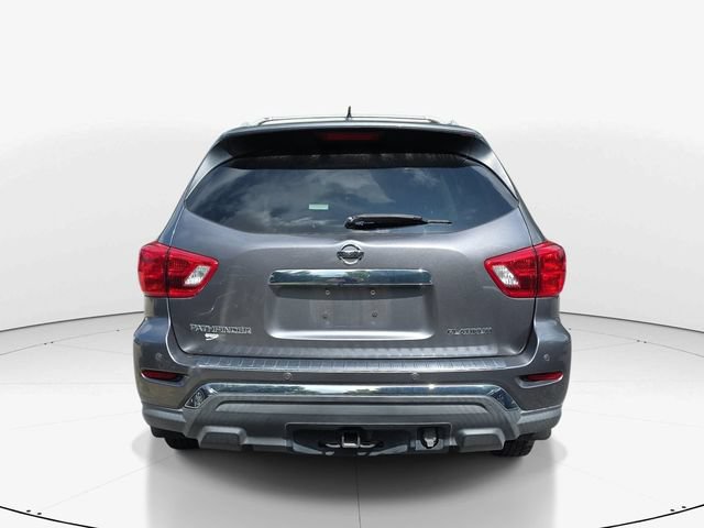 Used 2017 Nissan Pathfinder Platinum FWD image 7