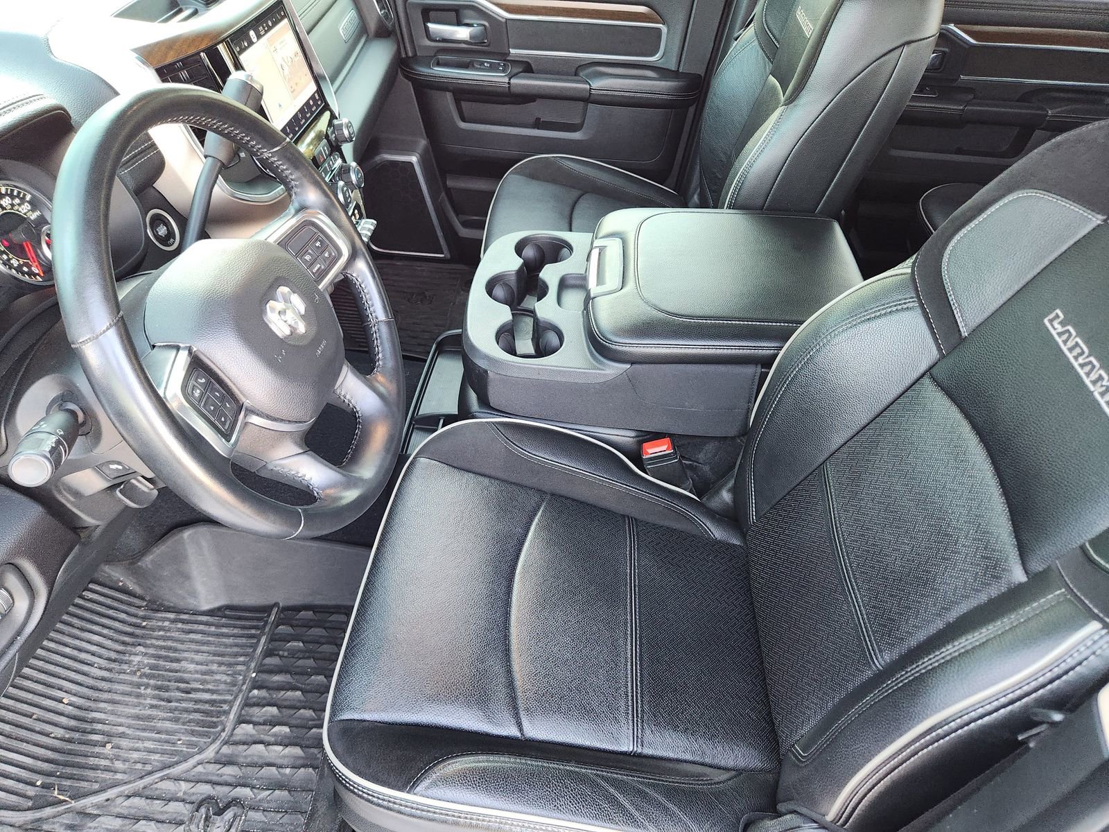 Used 2022 RAM 3500 Laramie image 14